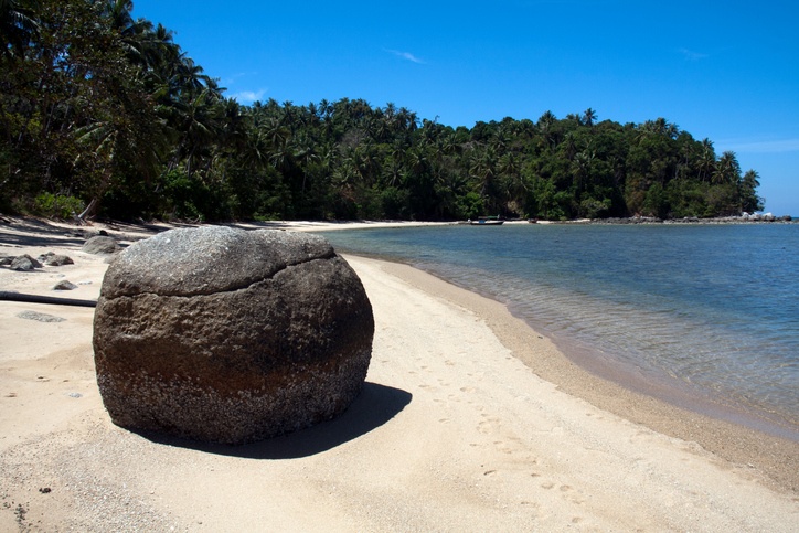 Bang Tao: long walk along the beach, beach