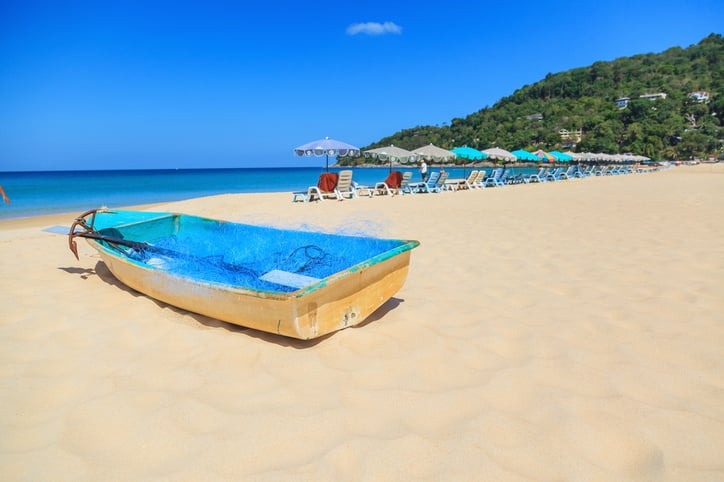 Patong: the party beach of Phuket